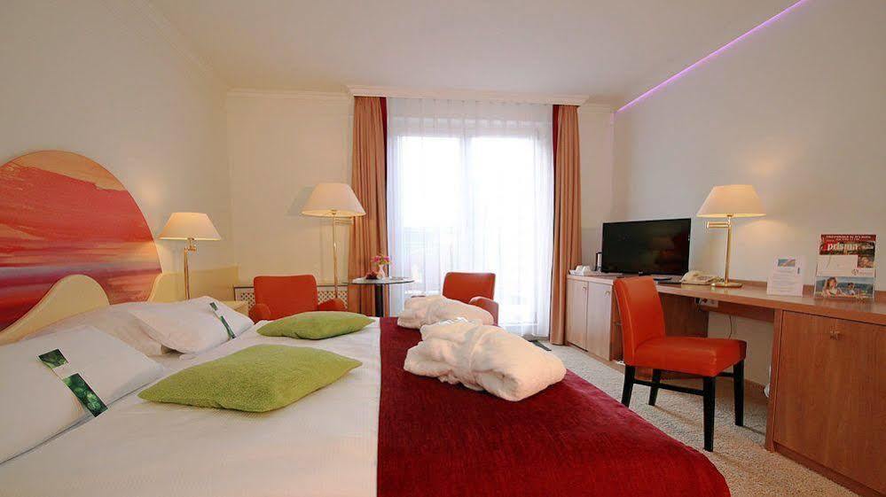 Hotel & Spa Sommerfeld - Adults Only Kremmen Esterno foto