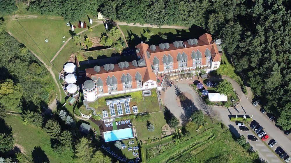 Hotel & Spa Sommerfeld - Adults Only Kremmen Esterno foto